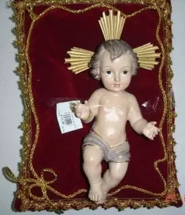FIGURA NIÑO JESUS CON COJIN 9 CM.